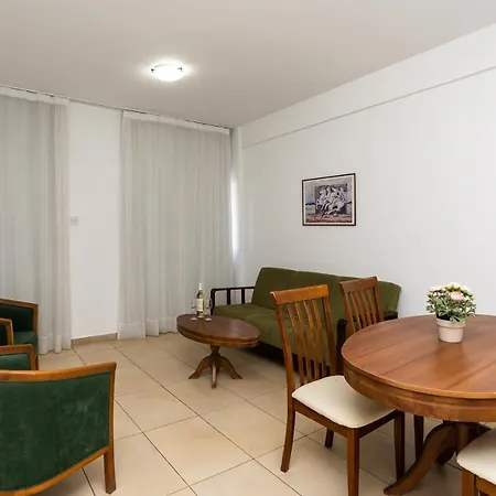 Flora Hotel Protaras