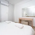 Flora Szálloda 2*